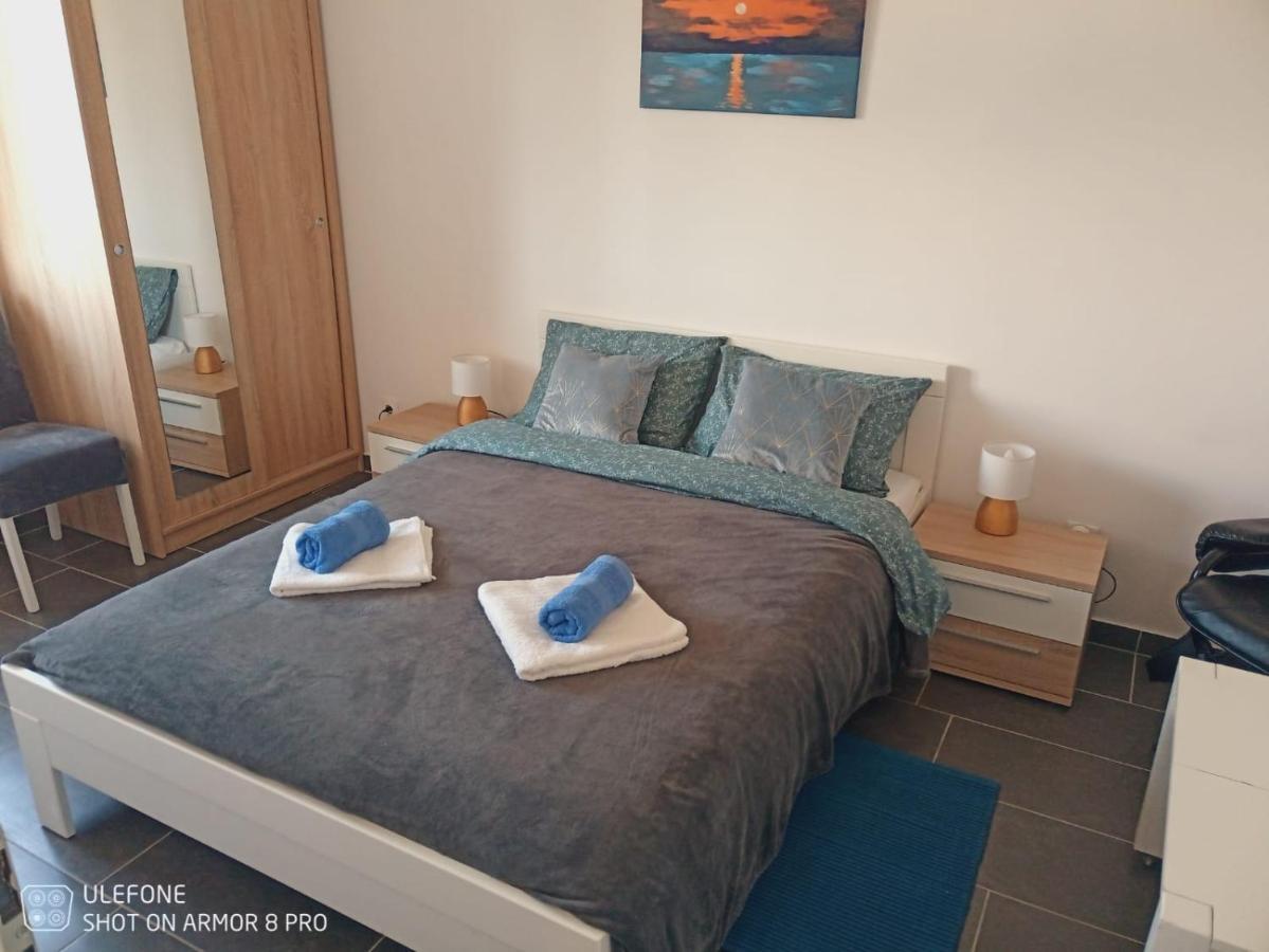 Abelia Sea View Apartment Pula Dış mekan fotoğraf